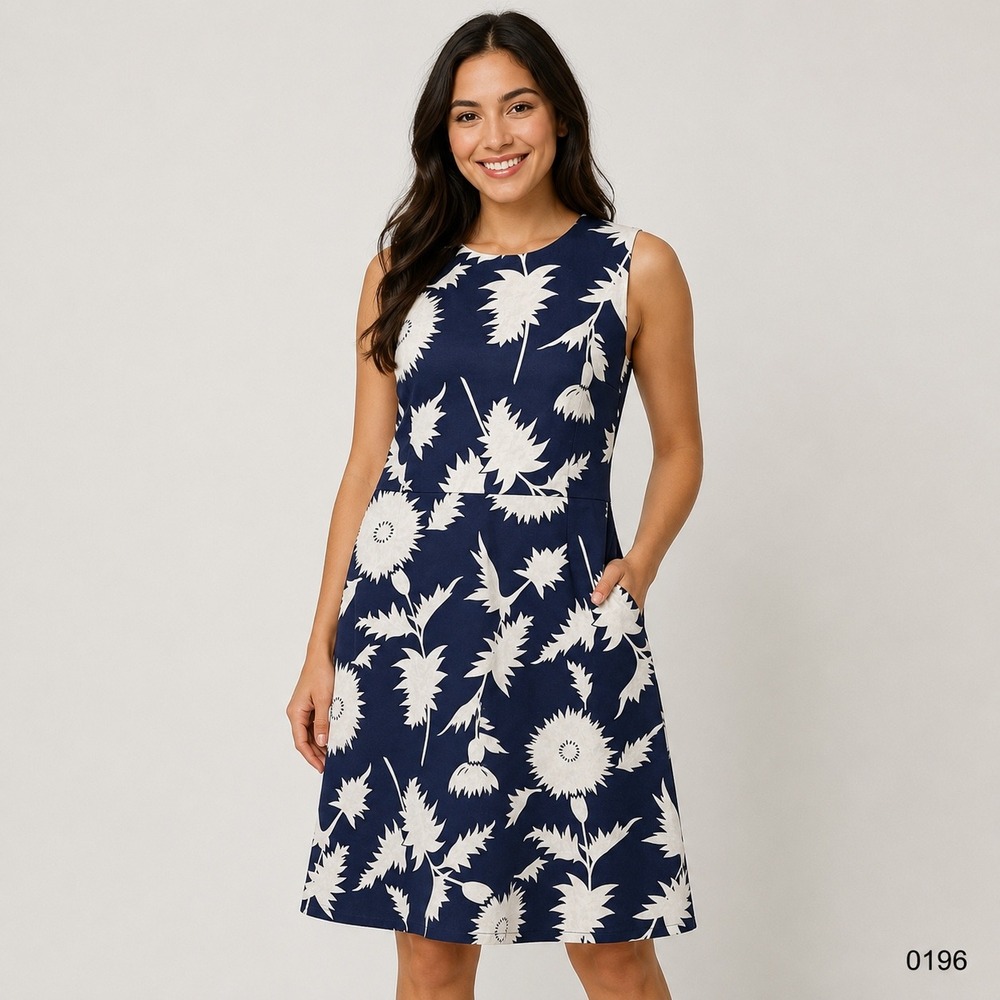 Isaac Mizrahi for Target Navy Blue White Floral Thistle A-Line Dress Size 4